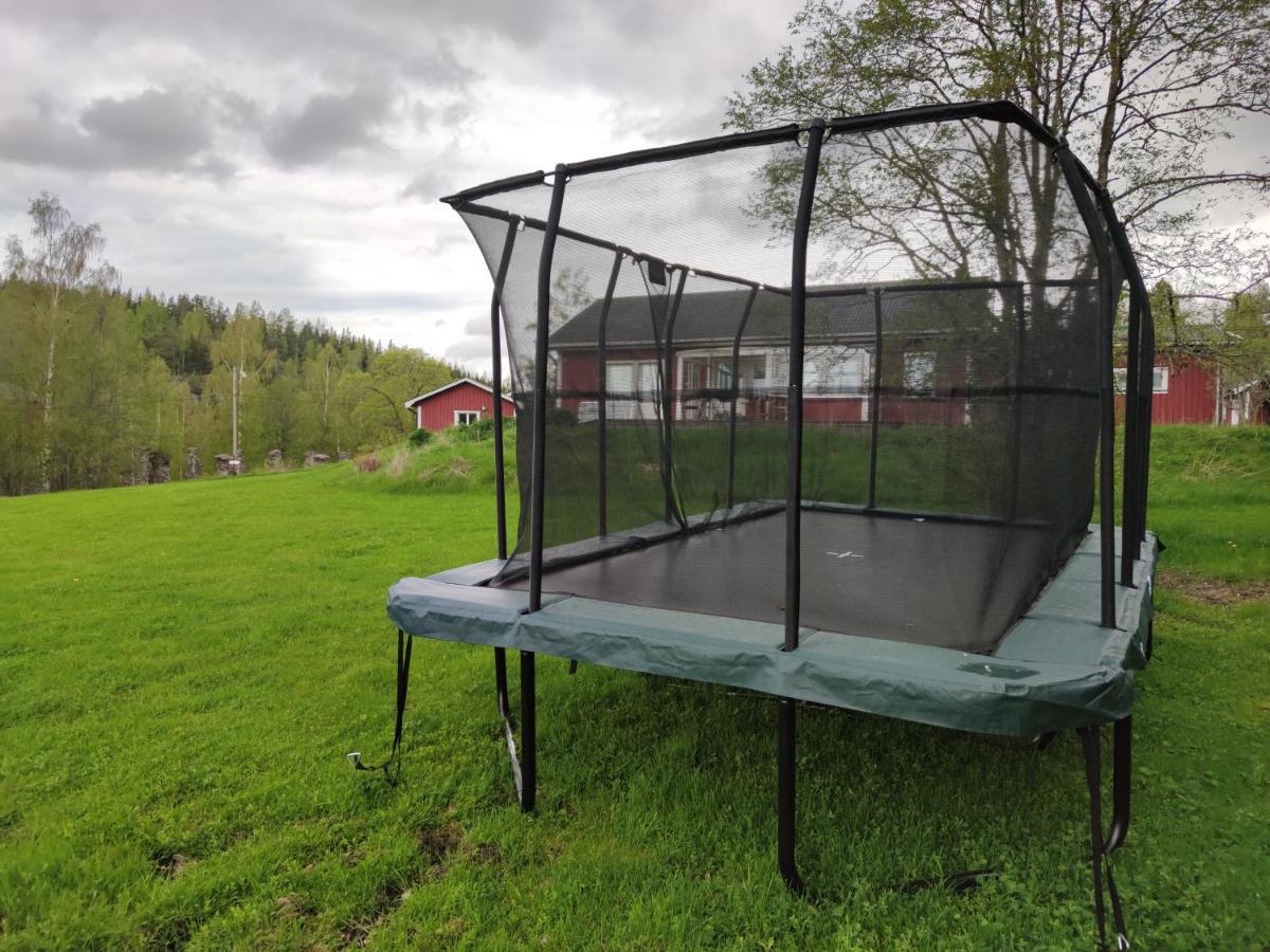 Romme Stugby Hotel Borlänge Екстериор снимка