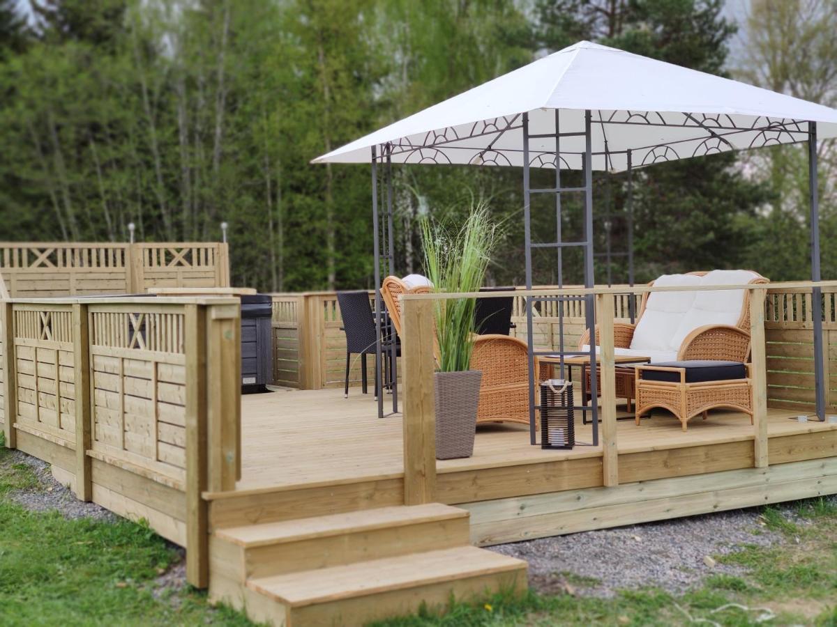 Romme Stugby Hotel Borlänge Екстериор снимка
