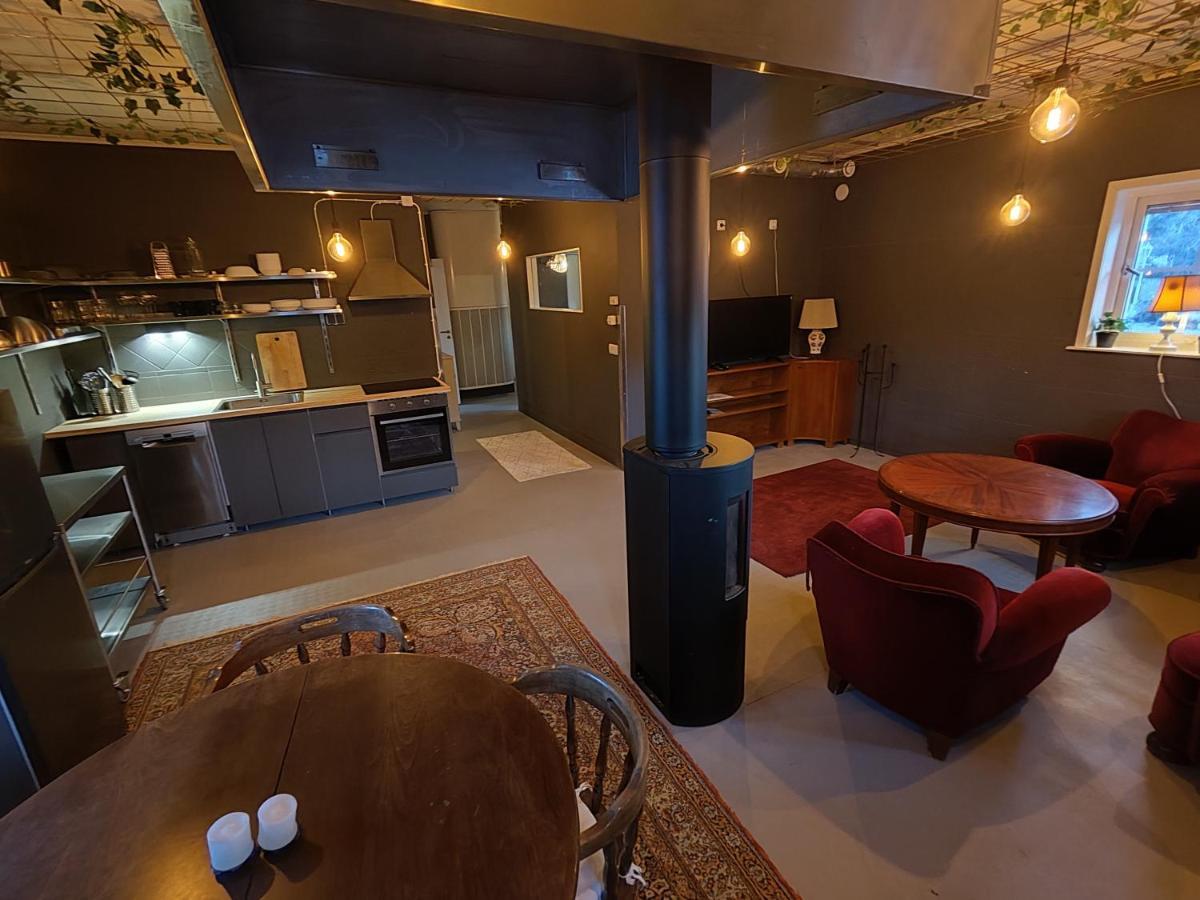 Romme Stugby Hotel Borlänge Екстериор снимка
