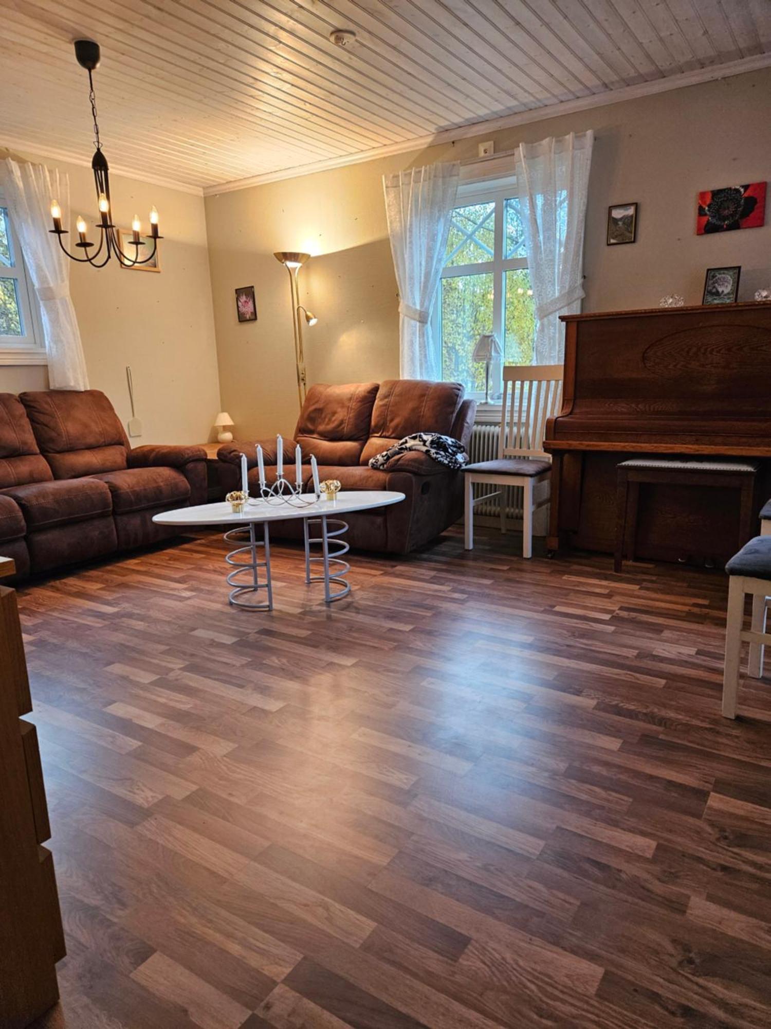 Romme Stugby Hotel Borlänge Екстериор снимка