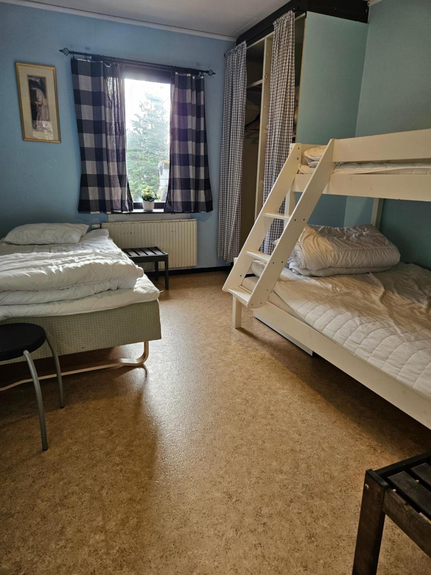 Romme Stugby Hotel Borlänge Екстериор снимка