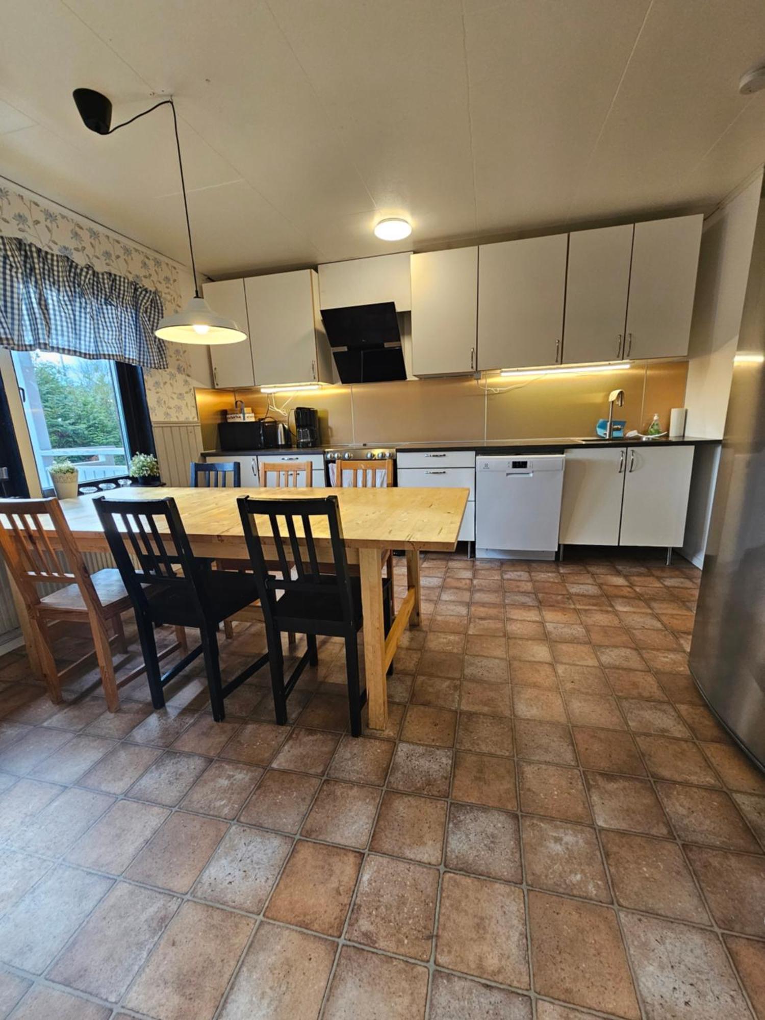 Romme Stugby Hotel Borlänge Екстериор снимка