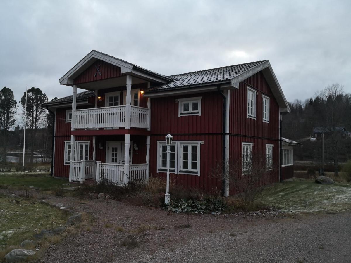Romme Stugby Hotel Borlänge Екстериор снимка