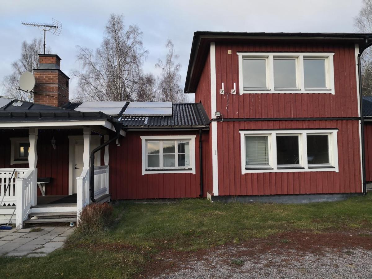 Romme Stugby Hotel Borlänge Екстериор снимка